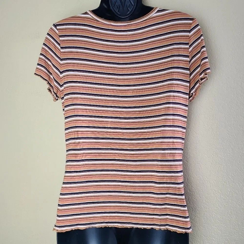 Pink Rose Striped Button Up - Picture 5 of 8